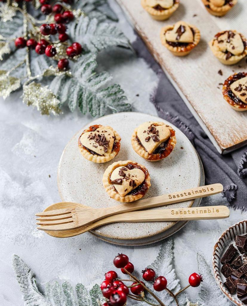 Ho Ho Hooooray, it’s vegan mince pie season – Sasstainable