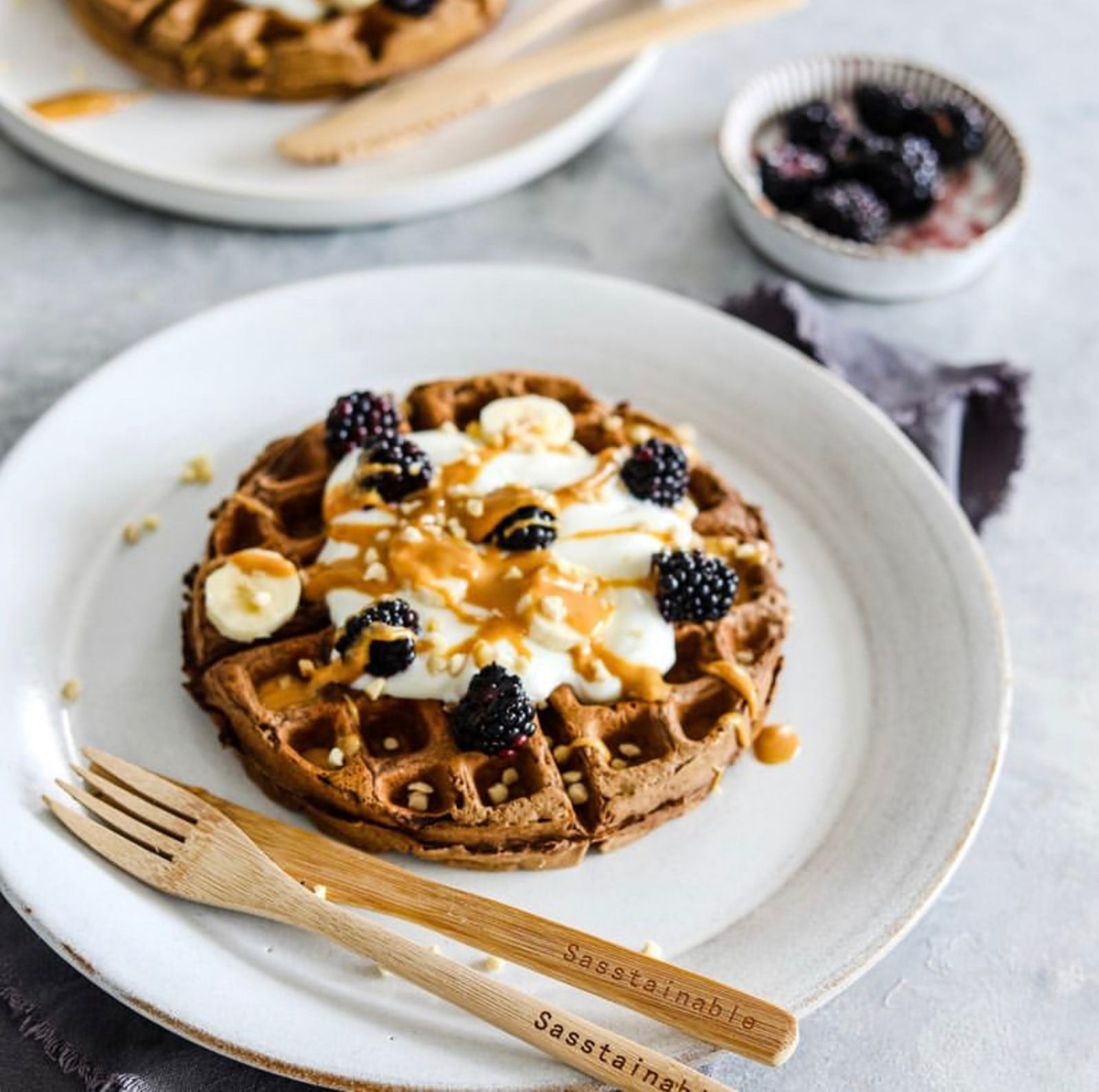 Make mornings better with these cacao waffles! – Sasstainable
