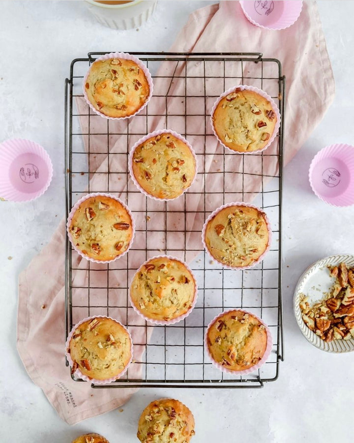 Banana pecan muffins in pink Sasstainable cupcake cases